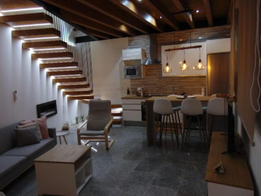 Casa De Ensueno En El Casco Antiguo Villa ซาน มาร์่ติน เด วาลเดเกลเซียส ภายนอก รูปภาพ